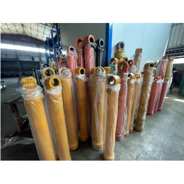 330c Excavator Arm Cylinder , Bucket Rod Shovel Construction Equipment Parts
