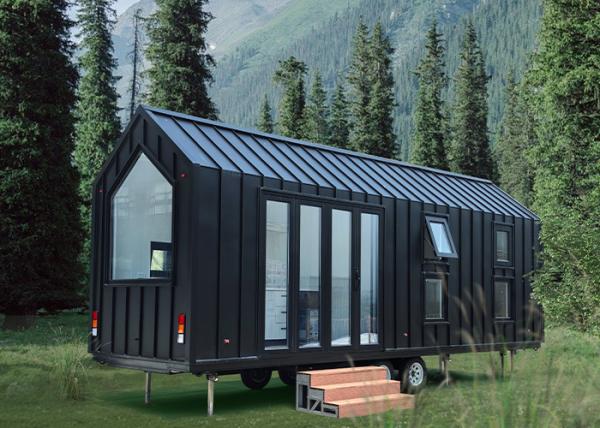 Maison préfabriquée à remorque 2350*8000mm cadre en acier mobile maison minuscule sur roues
