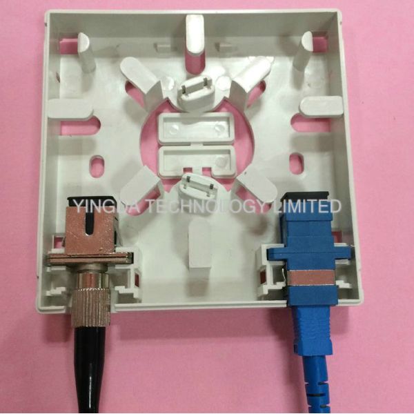 Fiber Optic Cable Wall Mount Box, FTTH 86 Wall Outlet Adaptor Interface SC FC