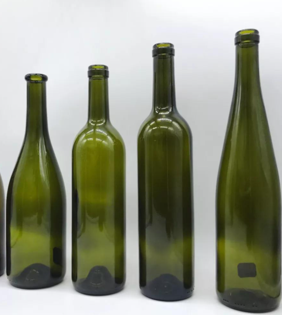 Bouteilles en verre d'huile d'olive de cuisson en couleur de bouteille personnalisée et tailles de 250 ml 500 ml 750 ml