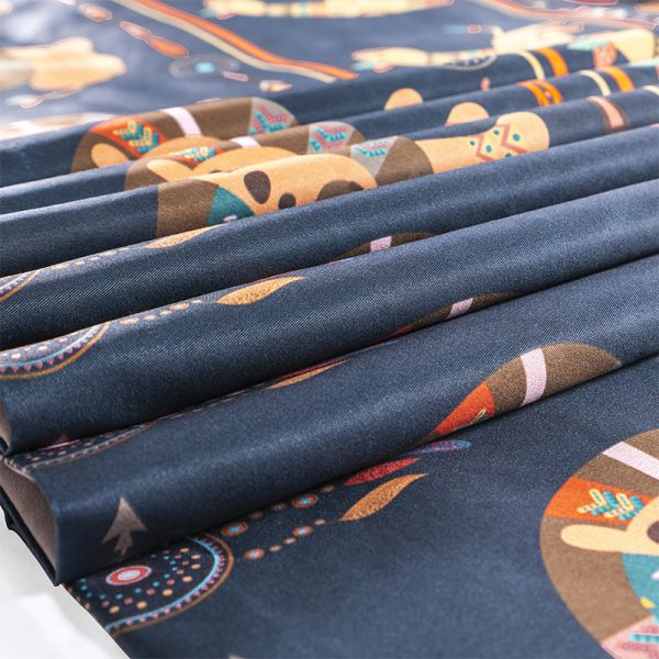 Polyester Jacquard Hotel King Size Bed Runner With Cushion Covers