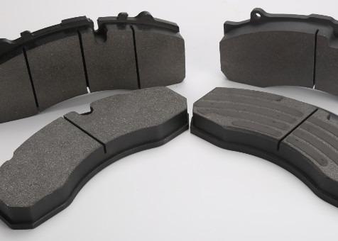 Low Metallic Commercial Vehicle Brake Pads Customized For Bus And Truck
