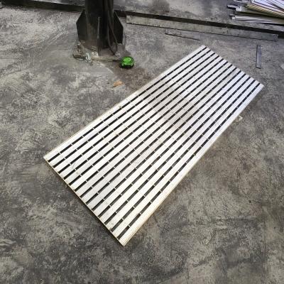 25 Earing Bar Pitch Stainless Steel Grating For Outdoor Durability And Long Lasting Performance
