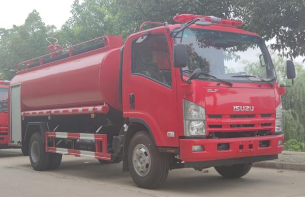 Caminhão de bombeiros tanque de água ISUZU 139kw 4x2 8 toneladas para resgate de emergência
