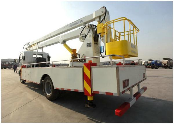 1000kg 22000mm 140HP Municipal Work Truck  Three Arm Hydraulic Cylinder