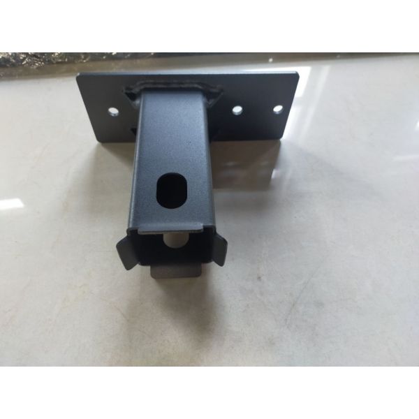 Стенная стойка для снегоходов и велосипедов