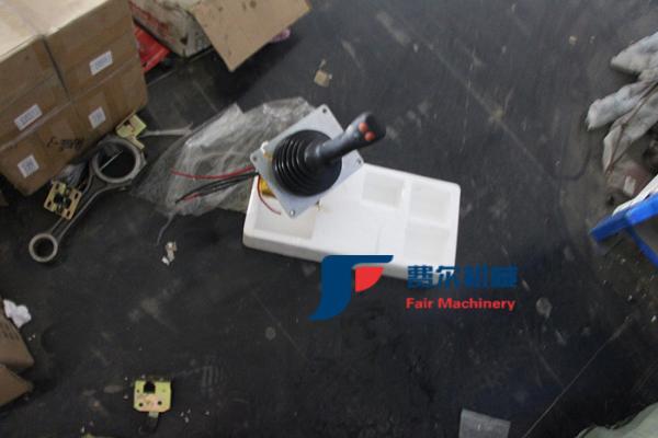 12C0233 XGMA Loader Parts XG955H Joystick Control Loader Pilot Valve Bar 12C0233-A1