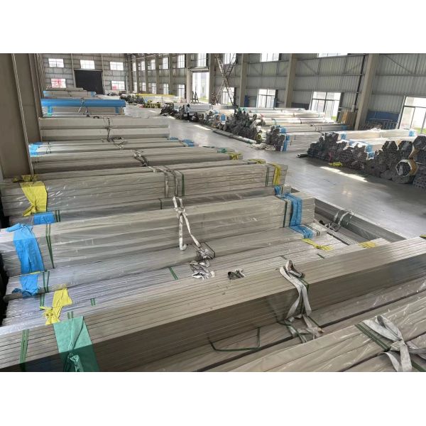 Low Price AISI ASTM 201 304 316L 410 420 Cold Rolled Stainless Steel Pipe with 2b, Ba, No.1, No.4, 4K, 8K, Mirror Surface Finish and 1% Tolerance