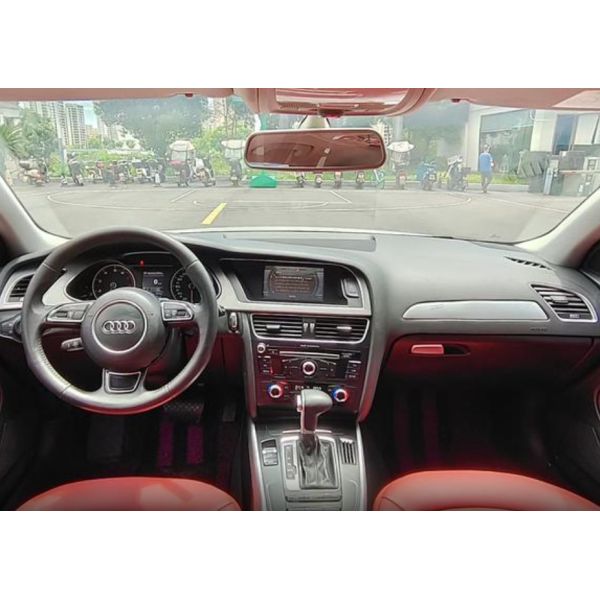 2015 Audi Of A4L Седан Газовый бензин 2.0T 180PS L4 132kW/320Nm R19 Роскошная динамическая модель LHD Подержанный автомобиль