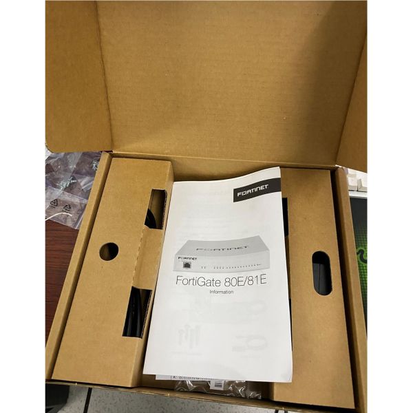 FG-81F 8 x GE RJ45 порты 2 x RJ45/SFP общие медиа WAN порты 128GB SSD компактный дизайн