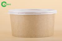 O PE alinhou as bacias de papel do alimento para a tampa branca dos PP da salada/massa Eco 100% amigável