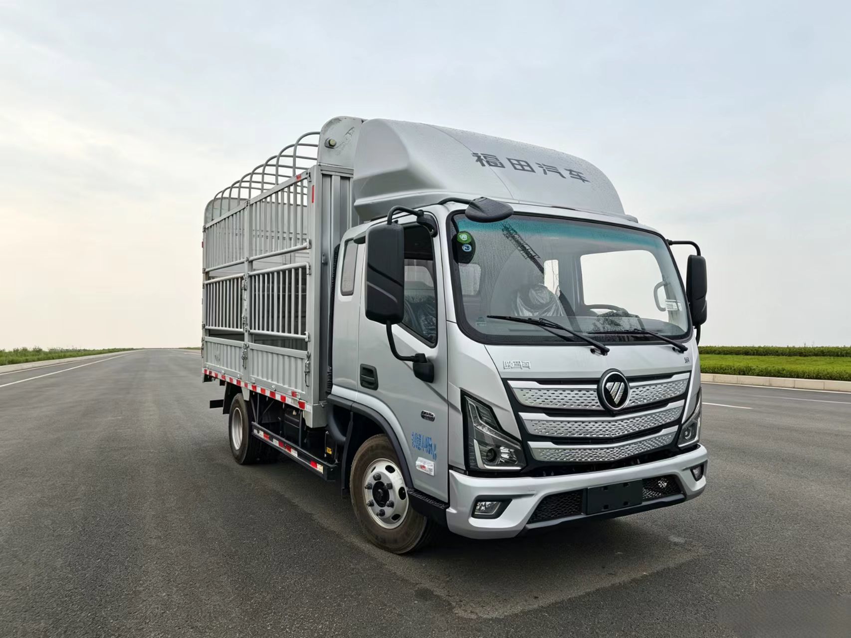 4x2 143HP Foton Aumark S1 Stake Truck - Heavy Load Cargo Truck For Fruit Vegetable And Urban Delivery