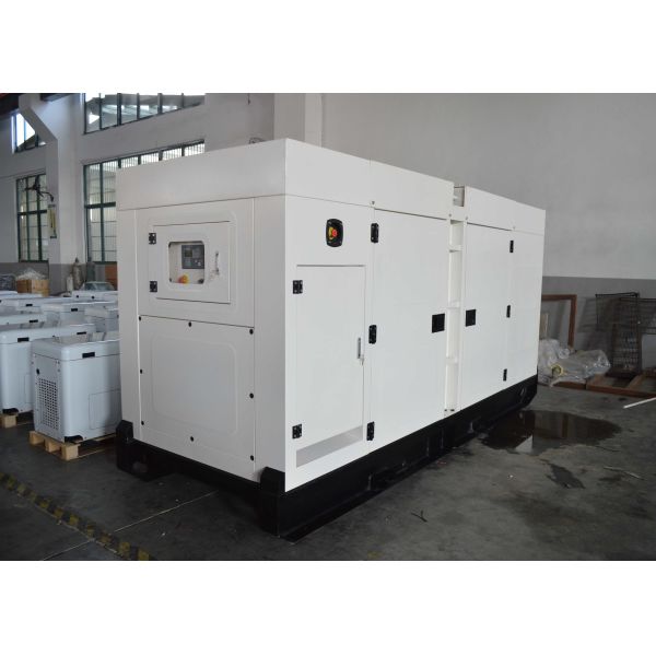 Sistema de generador diesel eléctrico impermeable del equipo 30-330kw de Iveco Mergency de la marca de Italia en existencia