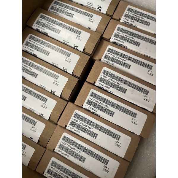6ES7137-6BD00-0BA0 Siemens ET 200SP CM 4 X IO-Link ST Communication Module IO