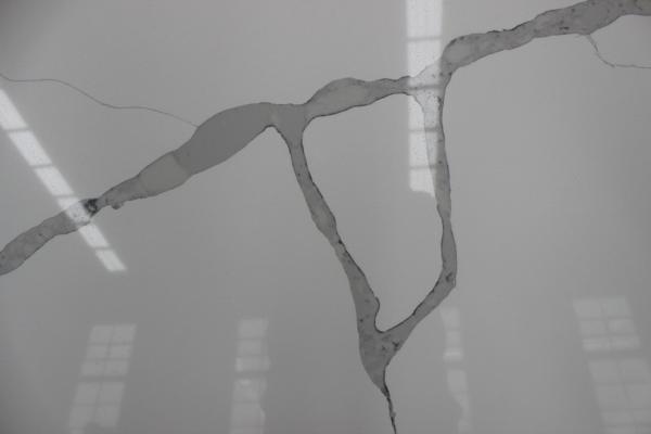 Durable Fire Proof Calacatta Quartz Countertops With Polished Surface Finished