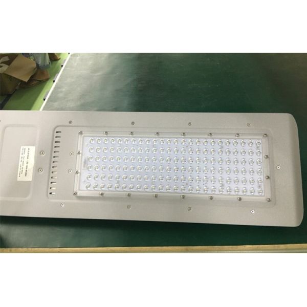 High Brightnes 30W 40W 60W 4000K Outdoor LED Street Light