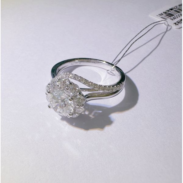 Fortune Flower Customized 18K Gold Diamond Ring Engagement Wedding Banquet Women's Fine Jewelry with IGI GIA Lab Grown Diamond