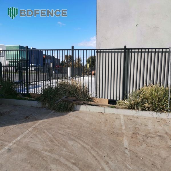 Extra Strong 7ft Modern 3D Eco-Friendly Steel Security Tubular Fence Black for Villa Perimeter