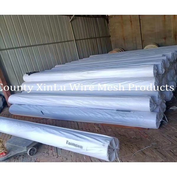 Galvanized Wedge Wire Strainer Pipe Water Well Screen Pipe 219mm Profile V Wire 2.5x4mm