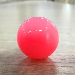 Casa que decora a bola incorporada da mágica da resina acrílica dos presentes do negócio dos presentes da bola UV colorida dos brinquedos da bola da resina