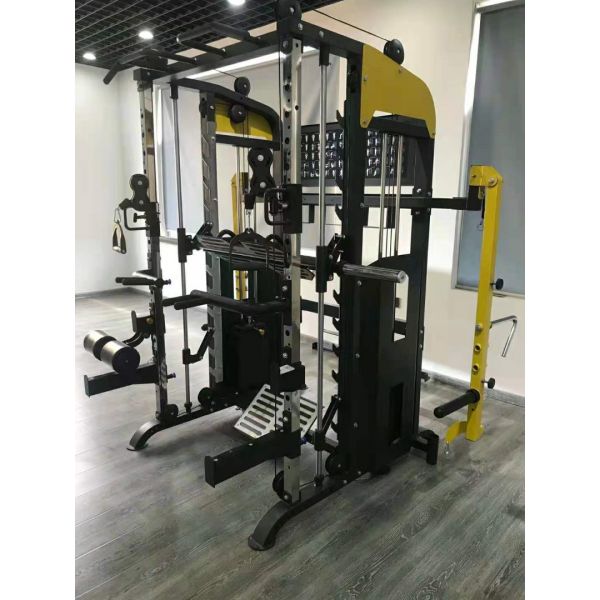 Q235 A Steel Tube Multi Functional Fitness Smith Machine OEM ODM