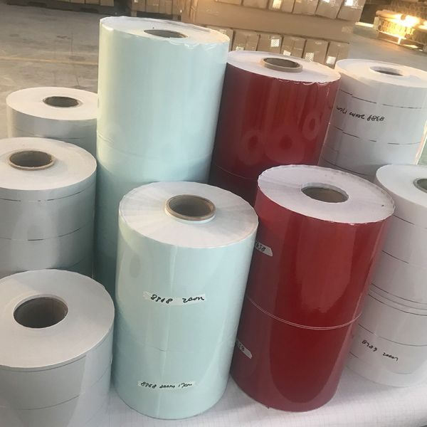 Décoration de la maison Film autoadhésif en PVC Film stratifié en PVC en relief