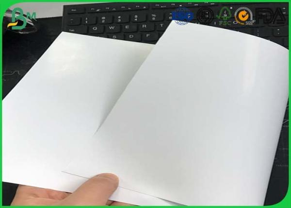 80 - 400 papel de placa lustroso revestido da arte do lado C1S do grama um para a caixa do cigarro