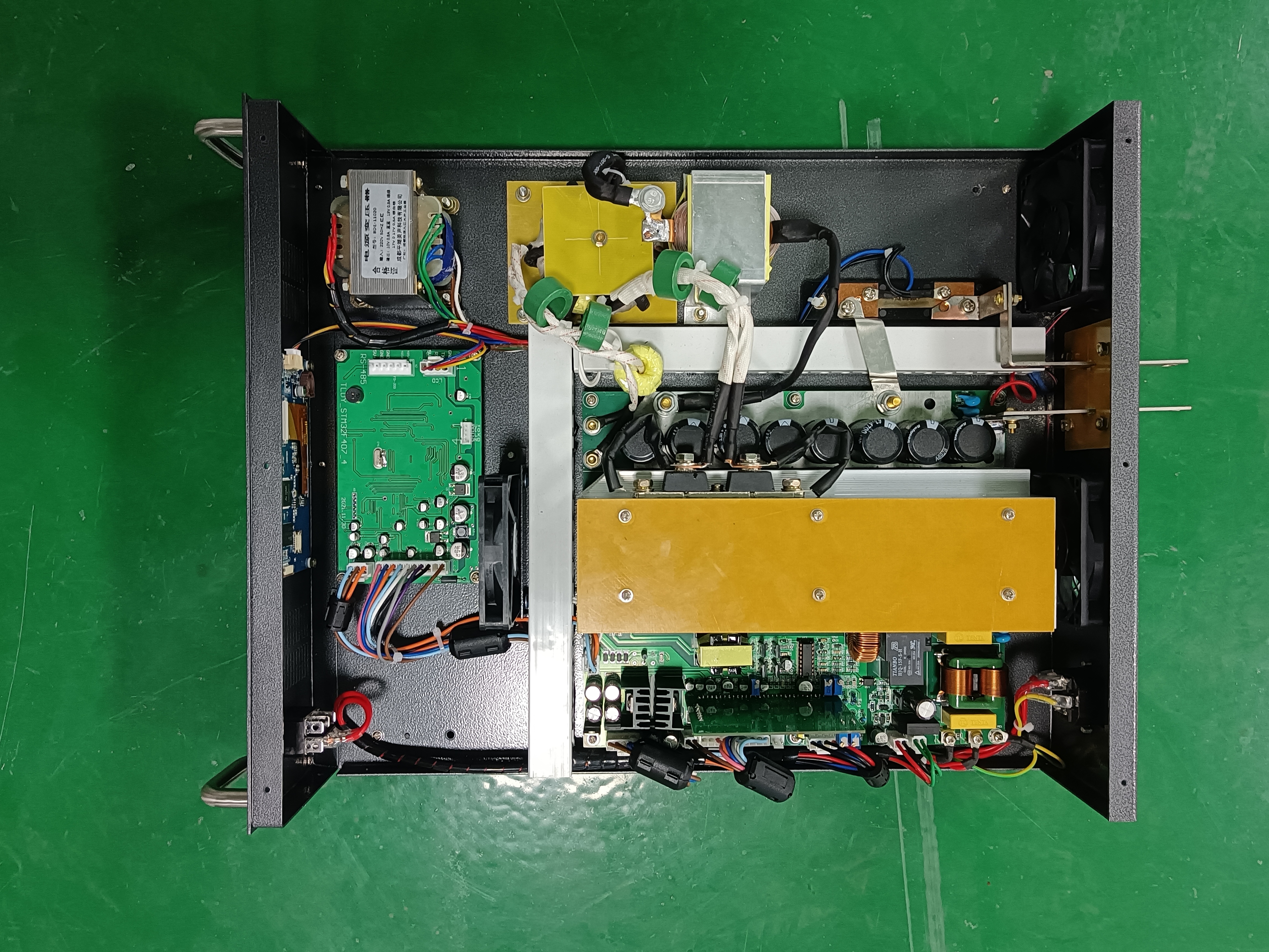 электропитание DC 30v 50A Programmable для испытывать и стареть электронных блоков