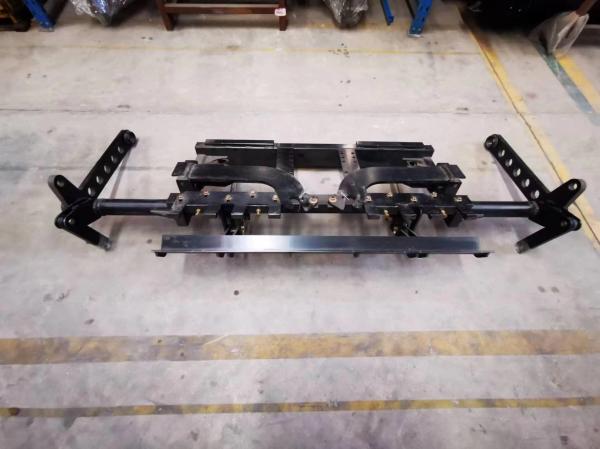 High Precision Garbage Truck Components Compact Garbage Truck Bucket Flipping Mechanism