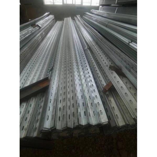 Galvanized Hot Rolled Punching Angle Steel for Q195-Q420 Series from Manufacturers