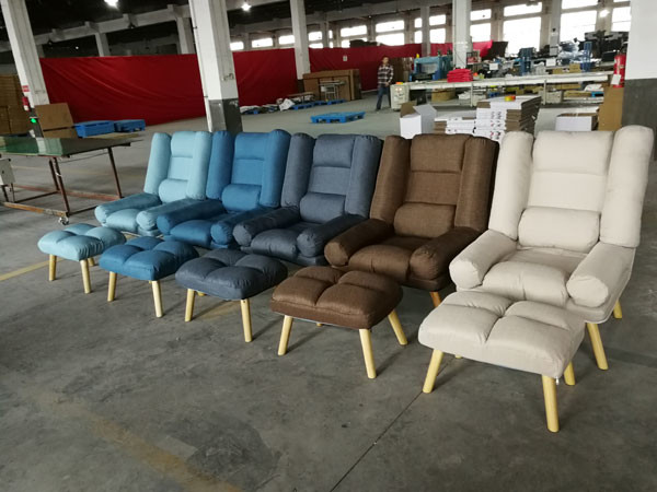 Sillas sólidas del Recliner de la sala de estar de la textura de la butaca moderna de la tela del estilo del ocio