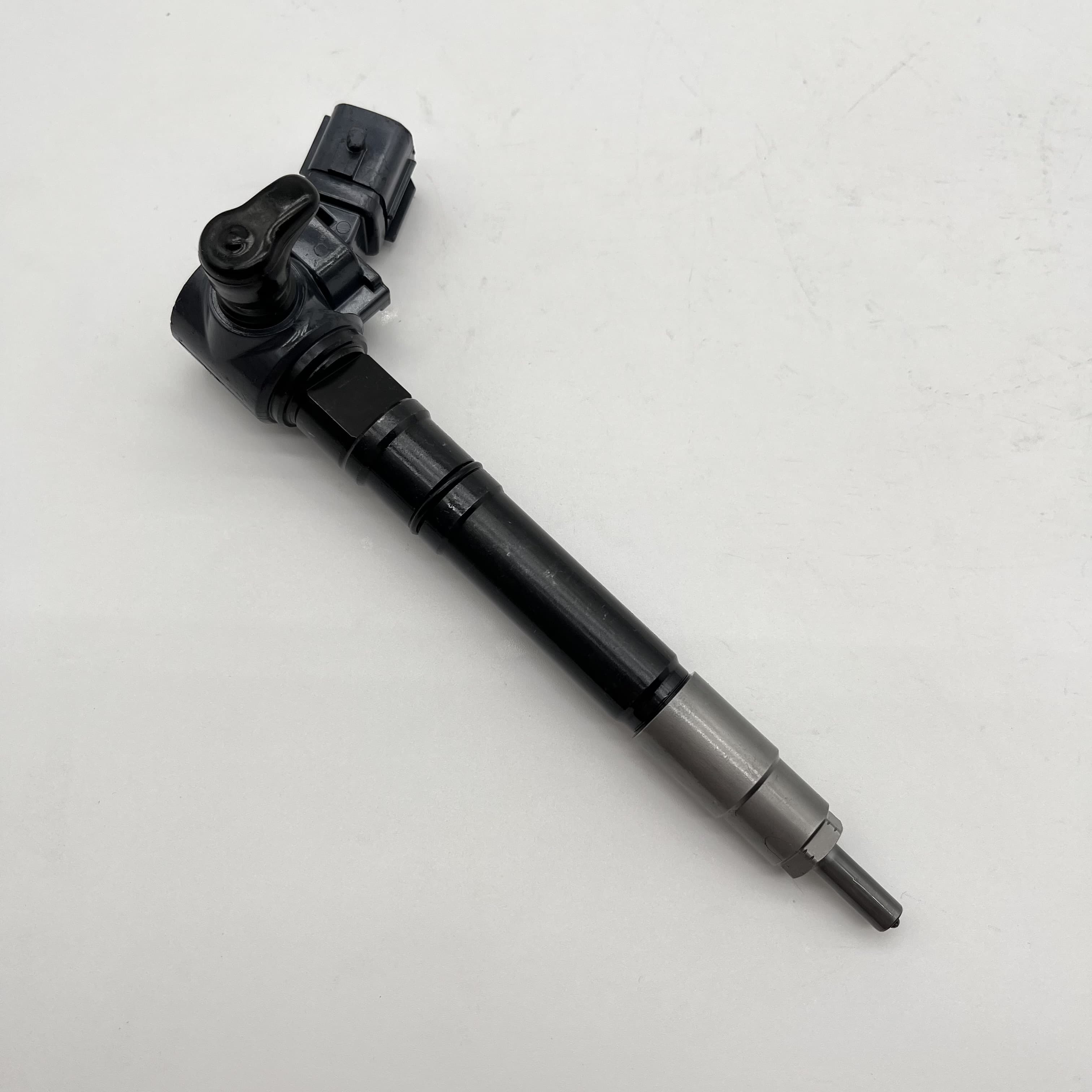 23670-11100 Toyota Common Rail Fuel Injector