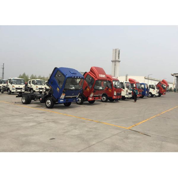 Construction Business Light Duty Commercial Trucks Hydraulically Operating