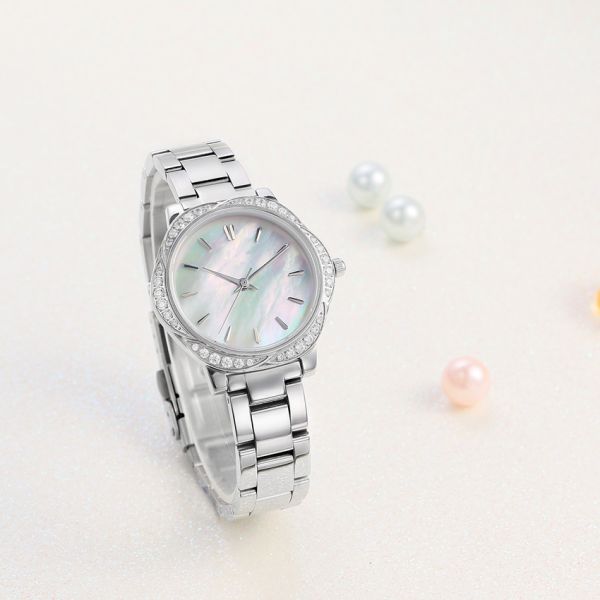Womens Fashion Diamond Watch Mother Of Pearl Face Style
