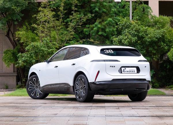Intelligent Technology New Energy Automatic Battery EV Hybrid Gasoline Petrol Fuel Car