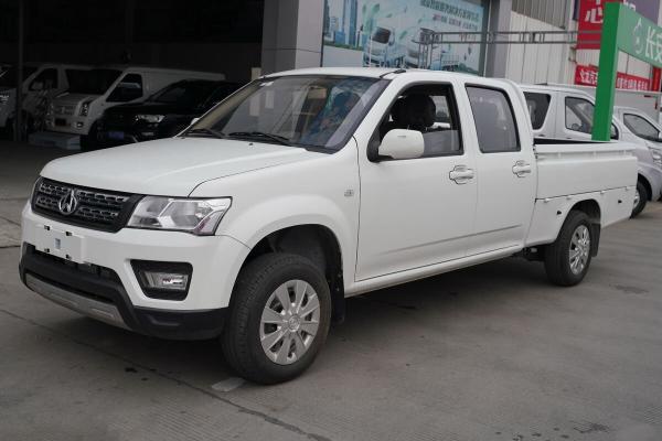 High-Quality Used Pickup Truck 4* 4 Drive Mode  Powerful Horsepower Diesel Engine Plate-Type Cargo Box