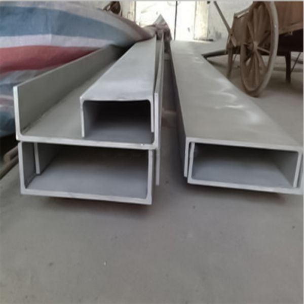 Stainless Steel Material and Pipe with 18% Chromium 8% Nickel for 6.00mm to 3600mm Outside Diameter and 30 to 300mm Diameter