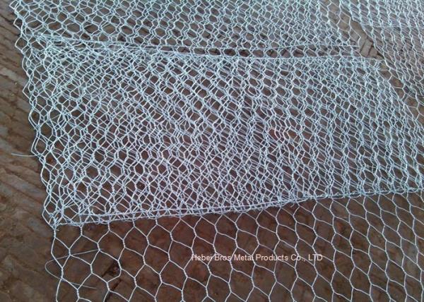 Hot Dipped Galvanized Hexagonal Woven Wire Netting For Poultry Cage
