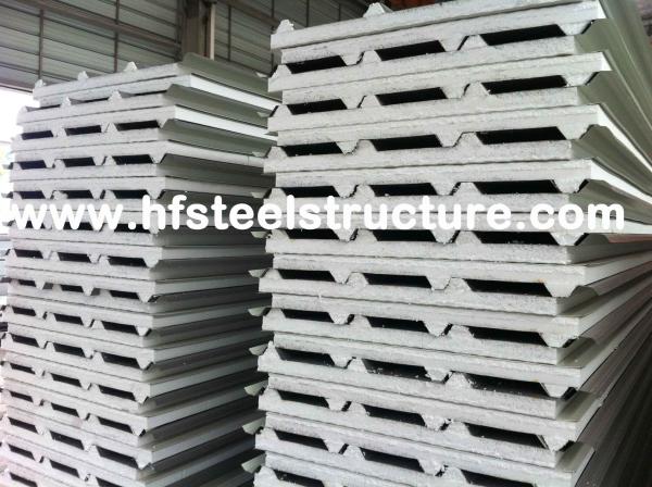 Folhas industriais de pouco peso do telhado do metal para o material de construção