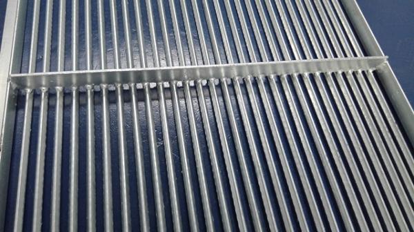 High Strength Hog / Sow  Pig Mesh Flooring Hot Dip Galvanized Surface Treatment