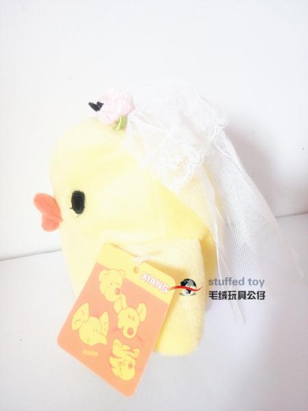 2016 stuffed yellow chicken with Wedding dressed small plush toy new design loved by kids