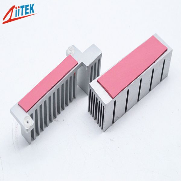 3W/M.K резка насквозь специальный размер Силиконовая теплоизоляция Теплопроводящая подушка для переключения энергии