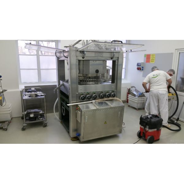 GMP Double Outlet Rotary Tablet Compression Machine 11mm Diameter
