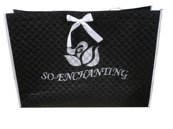 Black 75g Quilted Square Veins Bag, Non Woven Carry Bag With Printing Logo For Packaging
