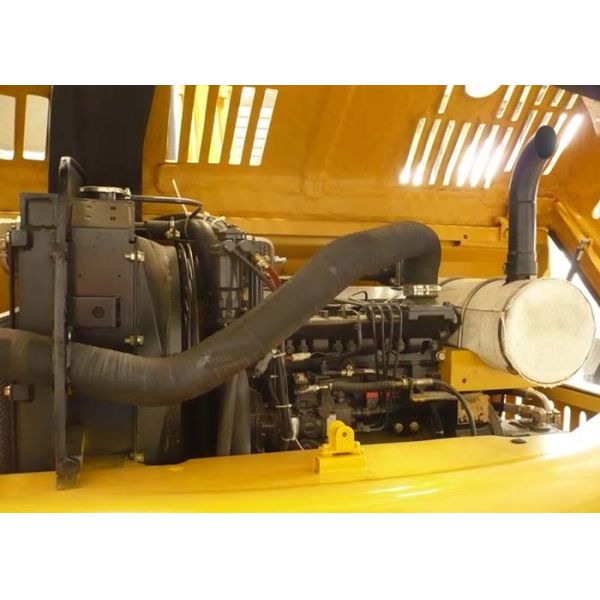 Hydraulic Heavy Equipment Excavator SC130.8 With Closed Cab 82KW Cummins Diesel Engine