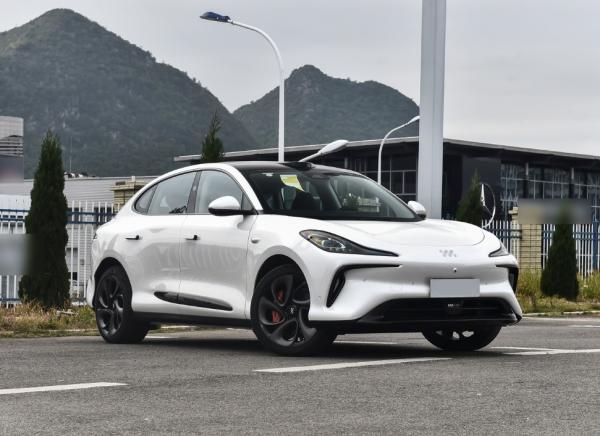 Exportação de alta qualidade Smart IM Carro Eléctrico IM LS6 Nova Energia Automática Bateria Motor Carro de Potência