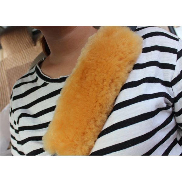 ОЭМ покрасил пусковые площадки плеча крышек пояса автокресла цветов с длинными мягкими шерстями