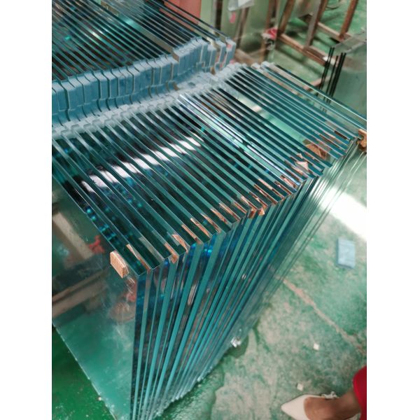 150x300mm Tempered Glass Panels