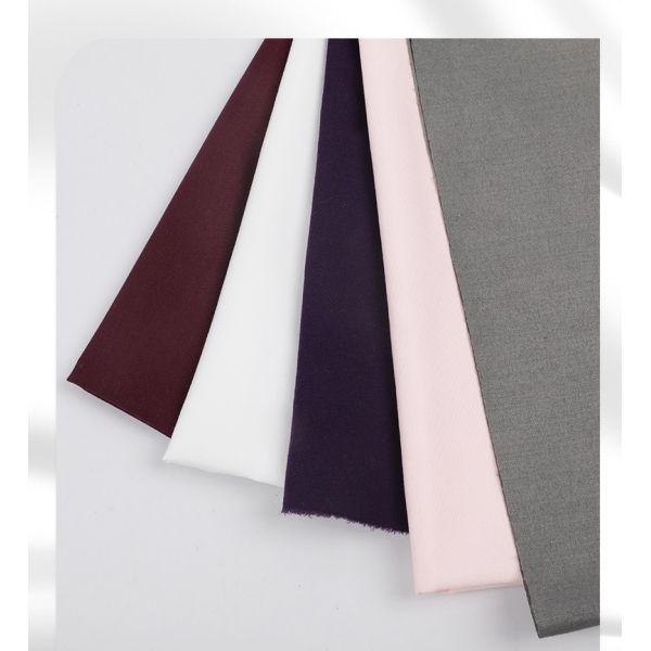 Quick-Dry Peach Skin Fabric - Moisture-Wicking & Lightweight Polyester for Activewear, Swimwear & Jackets