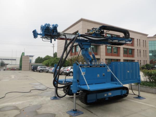 Rotary System Drilling Rig Construction , Hydraulic Crawler Drilling Machine MDL - 150H